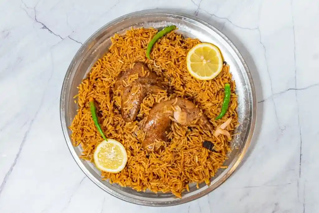  حبة دجاج مضغوط مع الرز
